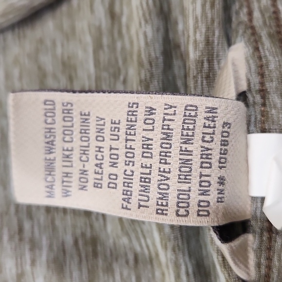 Duluth Trading Co. Armachillo Made In The JADE Skorts,Olive,  Womens 10 - Picture 6 of 6